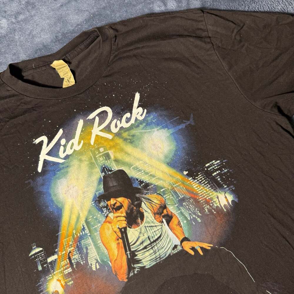 Kid Rock Detroit Inaugural Show Little Caesars Arena Graphic T-Shirt